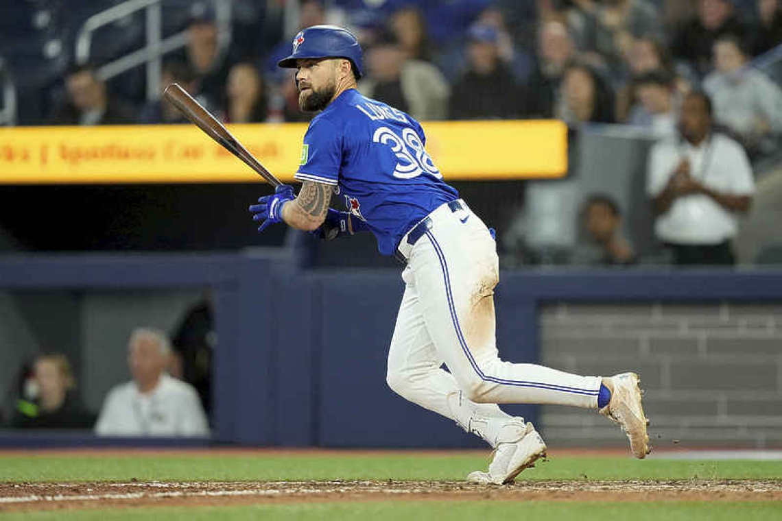 Nathan Lukes, Jays come through in 11th to down skidding Padres